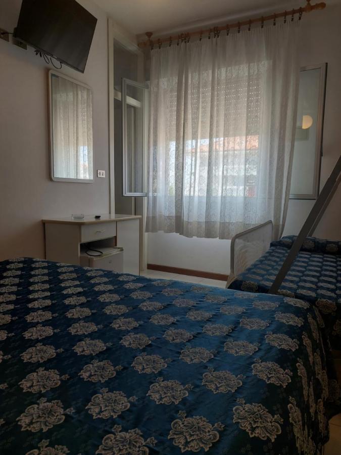 Hotel Venus Riccione Extérieur photo
