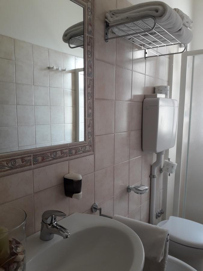 Hotel Venus Riccione Extérieur photo